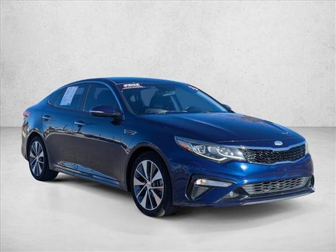 Used 2019 Kia Optima S image 3
