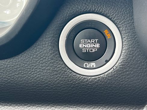 Used 2021 RAM 1500 Big Horn image 18