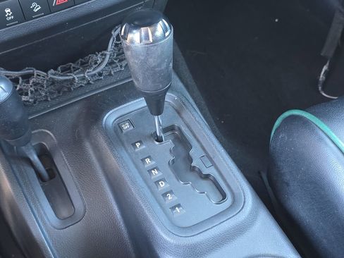 Used 2011 Jeep Wrangler Unlimited Sport image 21