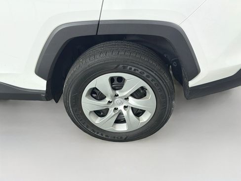 Used 2023 Toyota RAV4 LE FWD image 11