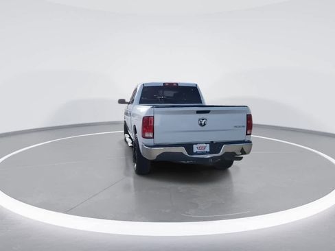 Used 2017 RAM 1500 Classic SLT image 7