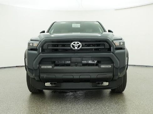 New 2026 Toyota 4Runner SR5 RWD image 31