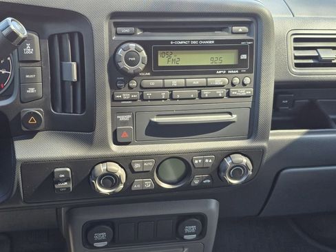 Used 2013 Honda Ridgeline RTS image 5