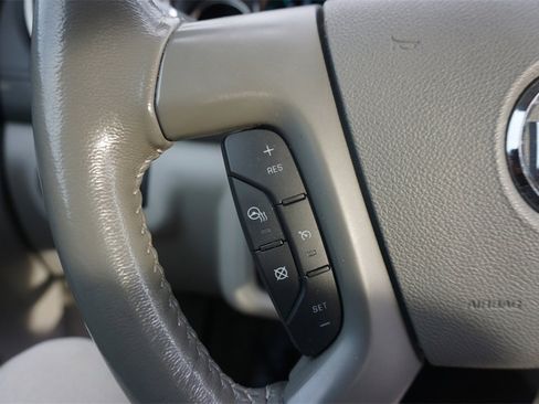 Used 2016 Buick Enclave Leather w/ Trailering Package image 7