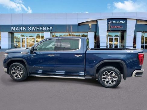 Used 2023 GMC Sierra 1500 SLT w/ SLT Premium Package AWD/4WD image 28