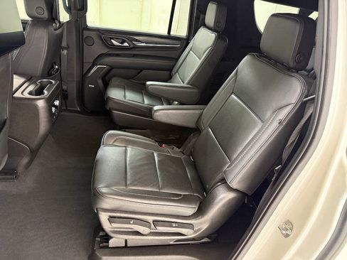 Used 2021 GMC Yukon XL Denali w/ Denali Ultimate Package RWD image 27