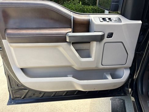 Used 2019 Ford F150 Limited w/ Trailer Tow Package AWD/4WD image 16