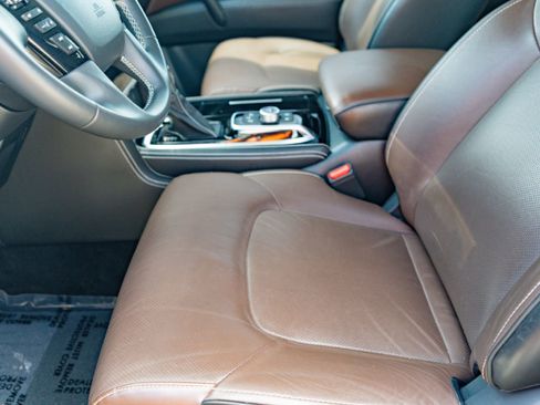 Certified 2024 INFINITI QX80 Premium Select w/ Cargo Package AWD/4WD image 9