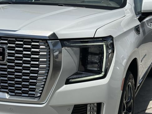 Used 2023 GMC Yukon XL Denali w/ Max Trailering Package AWD/4WD image 10
