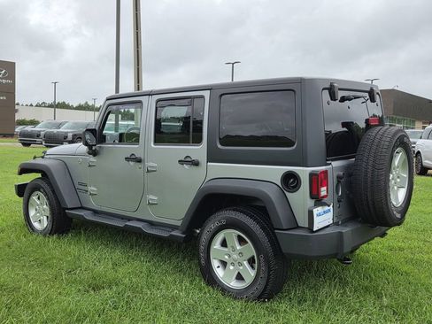 Used 2018 Jeep Wrangler Unlimited Sport S AWD/4WD image 6