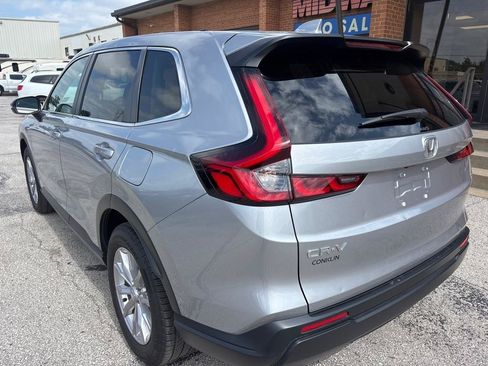 Used 2024 Honda CR-V EX image 16