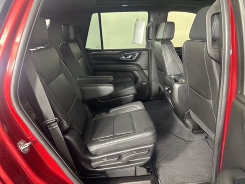 Used 2024 Chevrolet Tahoe LT w/ LT Signature Plus Package image 11