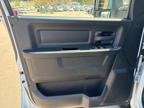 Used 2024 RAM 2500 Tradesman AWD/4WD image 15