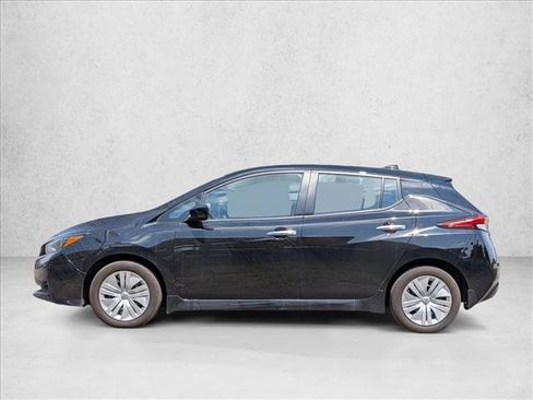 Used 2025 Nissan Leaf S FWD image 8