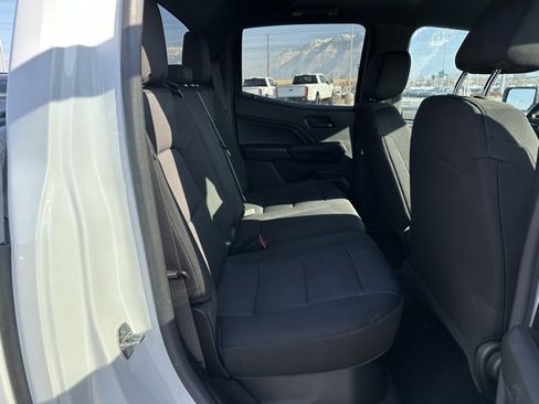 Certified 2023 Chevrolet Colorado W/T image 17