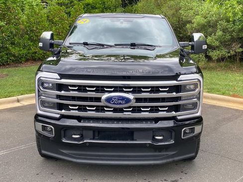 Used 2024 Ford F250 Platinum w/ FX4 Off-Road Package AWD/4WD image 2