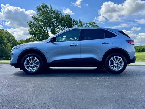 Used 2022 Ford Escape SE w/ Convenience Package AWD/4WD image 1