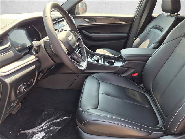 New 2026 Jeep Grand Cherokee Limited AWD/4WD image 4