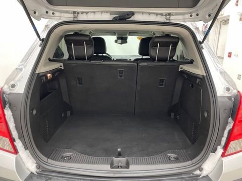 Used 2016 Chevrolet Trax LT w/ LT Convenience Package image 12