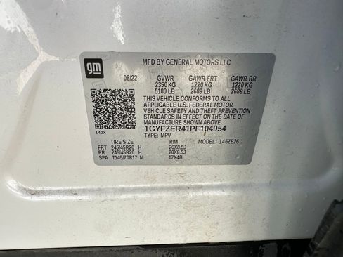 Used 2023 Cadillac XT4 Sport w/ Enhanced Visibility Package image 11