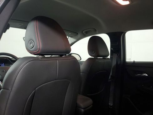 Used 2023 Chevrolet Bolt EUV Premier w/ Redline Edition image 14