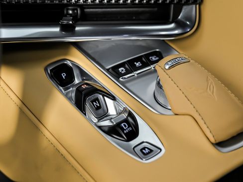 Used 2020 Chevrolet Corvette Stingray Preferred Cpe w/ 2LT Preferred Equipment Group image 37