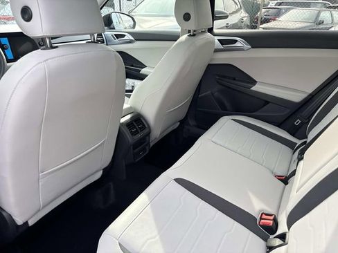 New 2025 Volkswagen Taos SE image 17