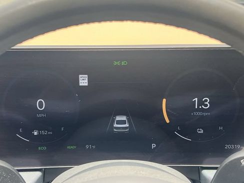 Certified 2025 Hyundai Sonata Limited FWD image 28