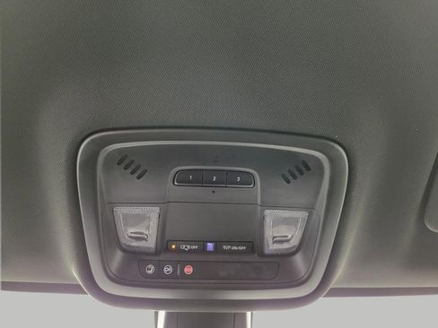 Certified 2023 Chevrolet Traverse LT w/ LPO, Floor Liner Package image 19