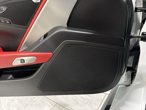 Used 2016 Chevrolet Corvette Z06 w/ 3LZ Preferred Equipment Group image 25