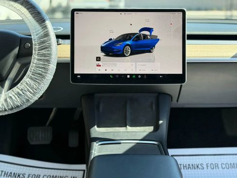 Used 2022 Tesla Model 3 Standard Range image 20