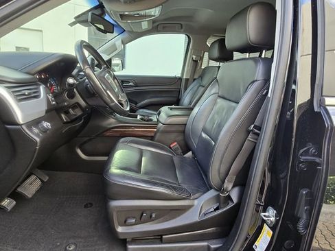 Used 2019 GMC Yukon XL SLT image 12