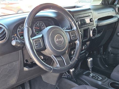 Used 2013 Jeep Wrangler Sport image 15