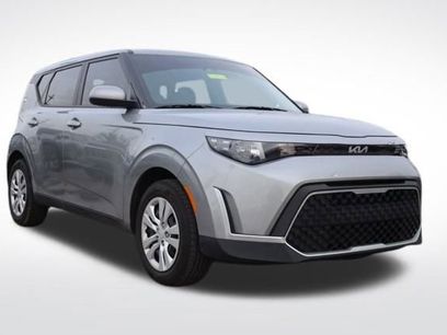 Used 2025 Kia Soul LX