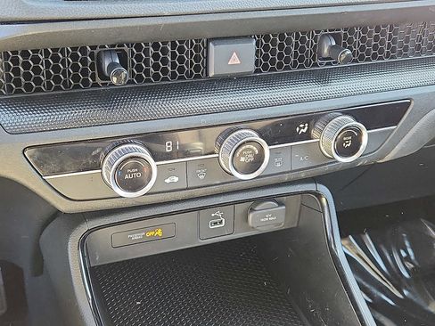 Certified 2024 Honda CR-V LX image 15