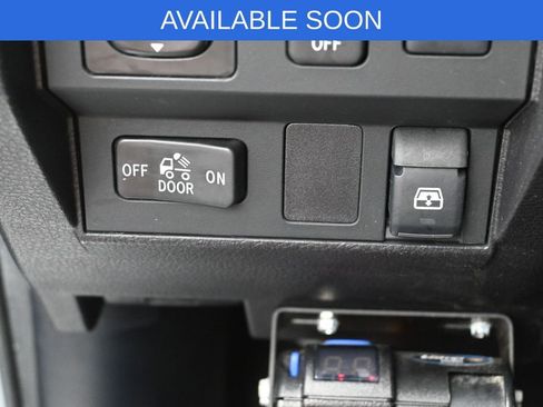 Used 2014 Toyota Tundra SR5 w/ TRD Off Road Package AWD/4WD image 15