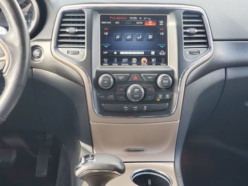 Used 2015 Jeep Grand Cherokee Laredo w/ Quick Order Package 23E image 23