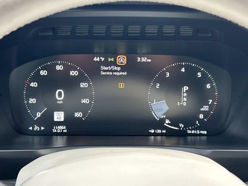 Used 2016 Volvo XC90 T6 Momentum image 35