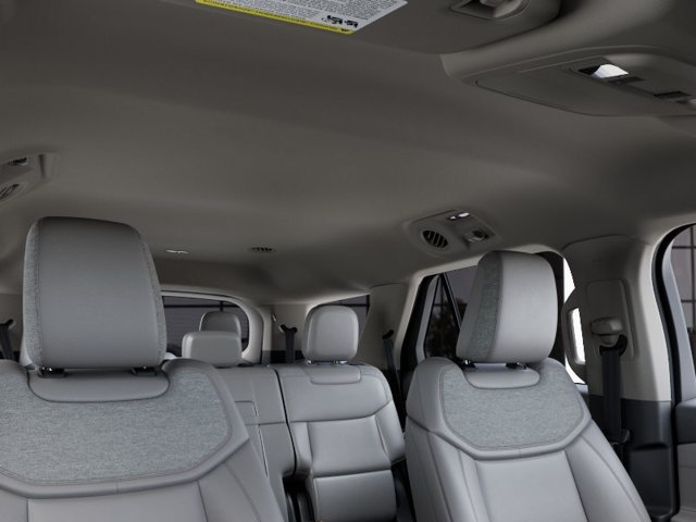 New 2027 Ford Explorer Active w/ Active Comfort Package RWD image 22