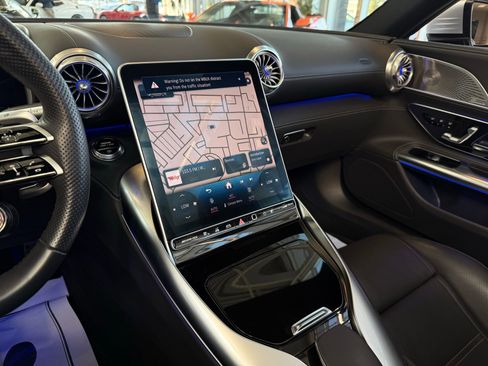 Used 2023 Mercedes-Benz SL 43 AMG w/ Driver Assistance Package image 47