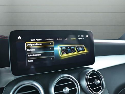 Used 2022 Mercedes-Benz GLC 43 AMG 4MATIC image 21