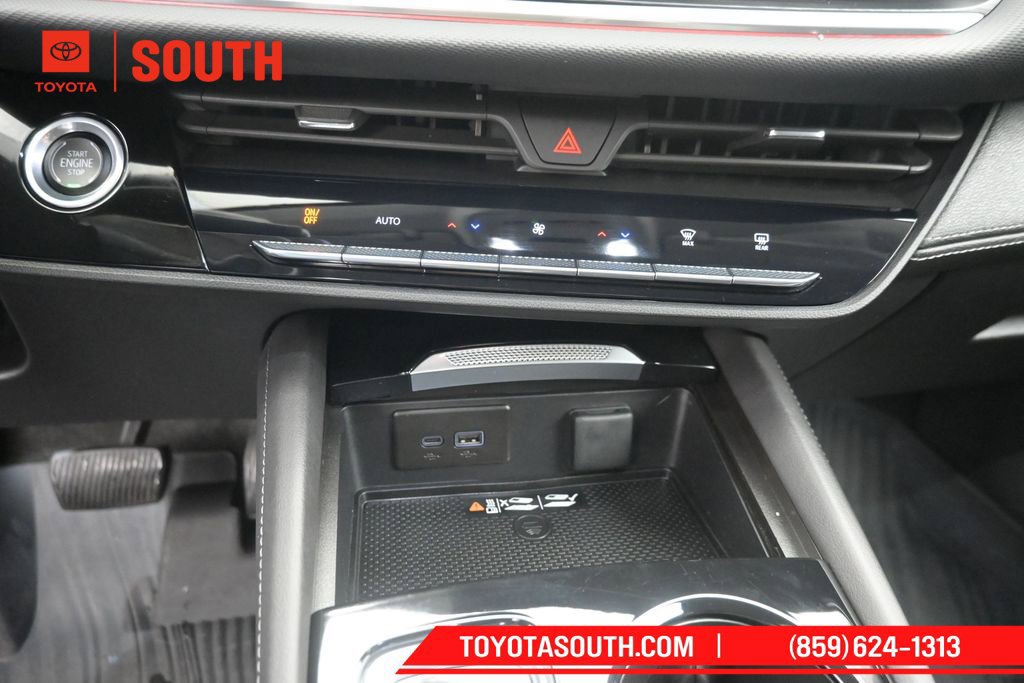 Used 2026 Buick Envision Preferred AWD/4WD image 24