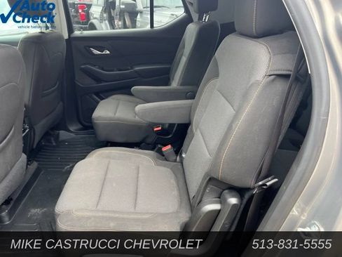 Used 2019 Chevrolet Traverse LT FWD image 8