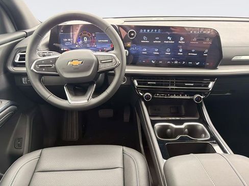 New 2026 Chevrolet Traverse LT w/ Driver Confidence Package image 15