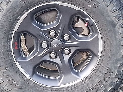 Used 2020 Jeep Gladiator Rubicon image 19