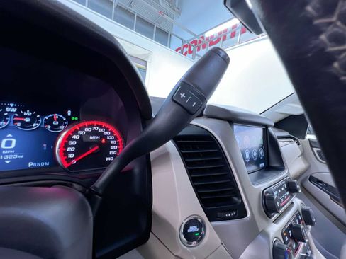 Used 2016 GMC Yukon XL Denali w/ Open Road Package AWD/4WD image 28