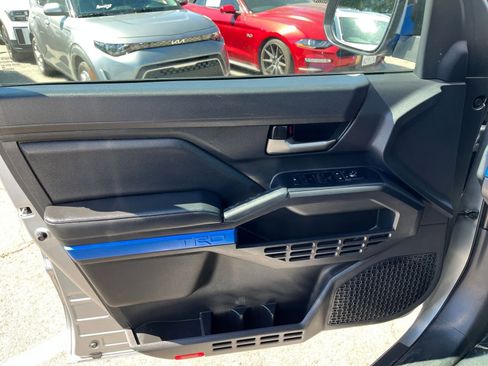 Used 2024 Toyota Tacoma TRD Sport image 18