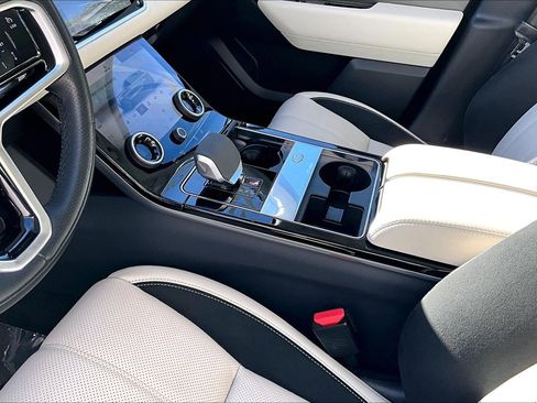 Used 2023 Land Rover Range Rover Velar S image 17