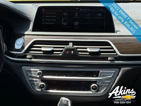 Used 2022 BMW 740i w/ Premium Package RWD image 24