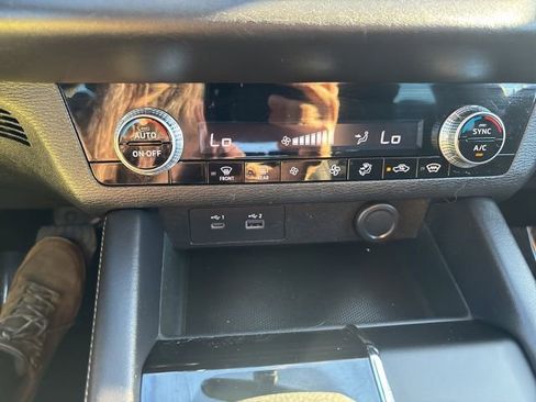 Used 2022 Mitsubishi Outlander ES image 24